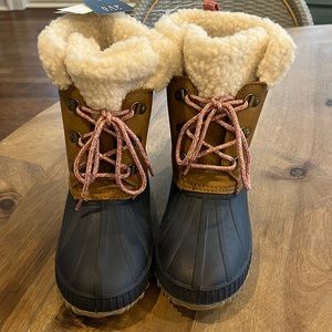 Gap Shearling Winter Boots with Thinsulate - Size 3/4